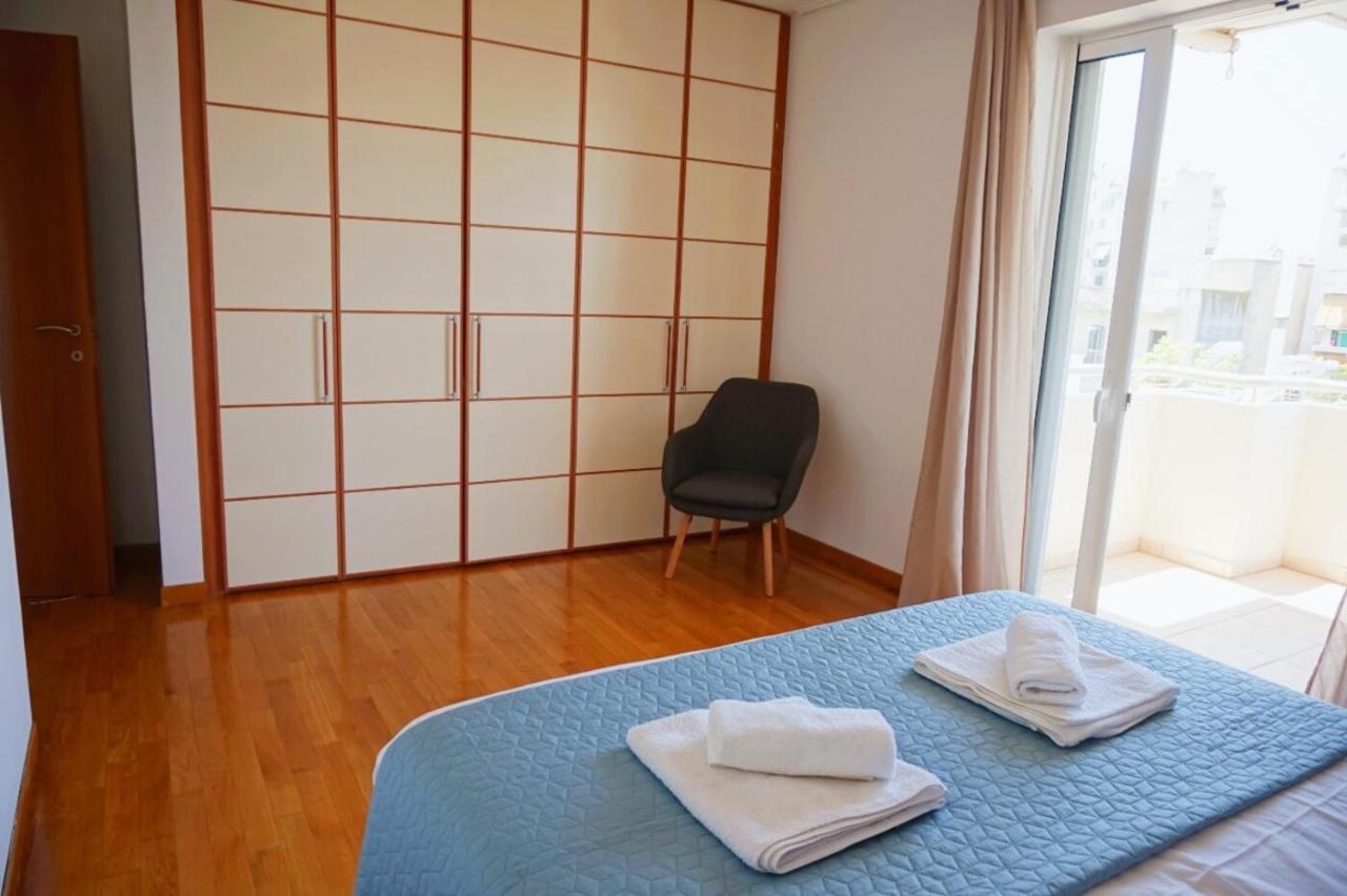 Piraeus Bright Apt Екстер'єр фото